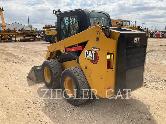 Image of Caterpillar 236D3 equipment image 3