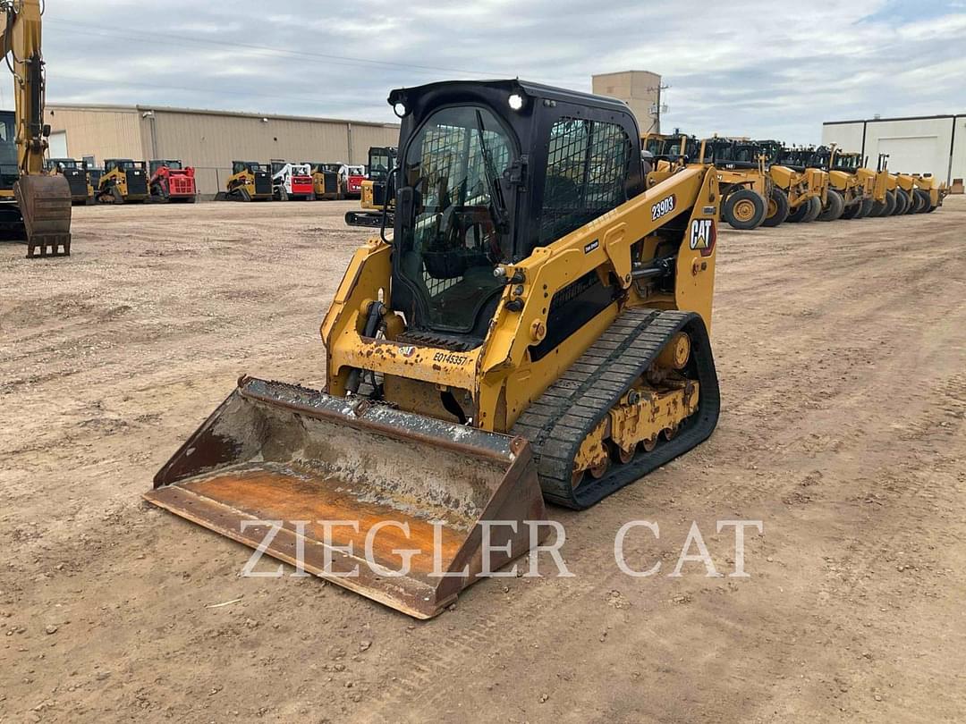Image of Caterpillar 239D3 Primary image