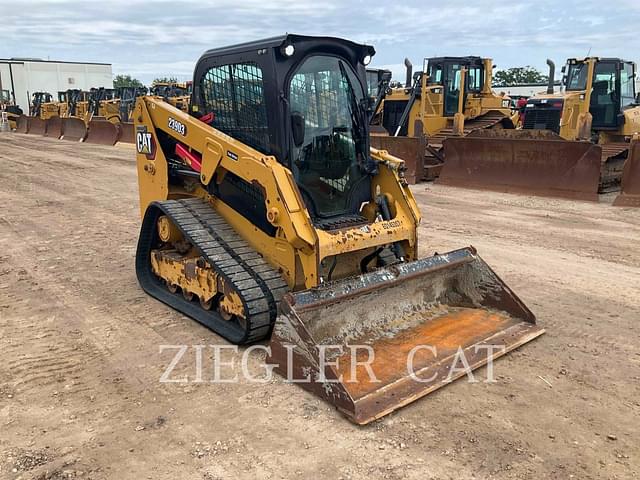 Image of Caterpillar 239D3 equipment image 3