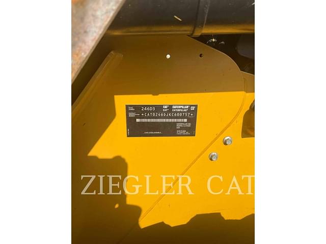 Image of Caterpillar 246D3 equipment image 4