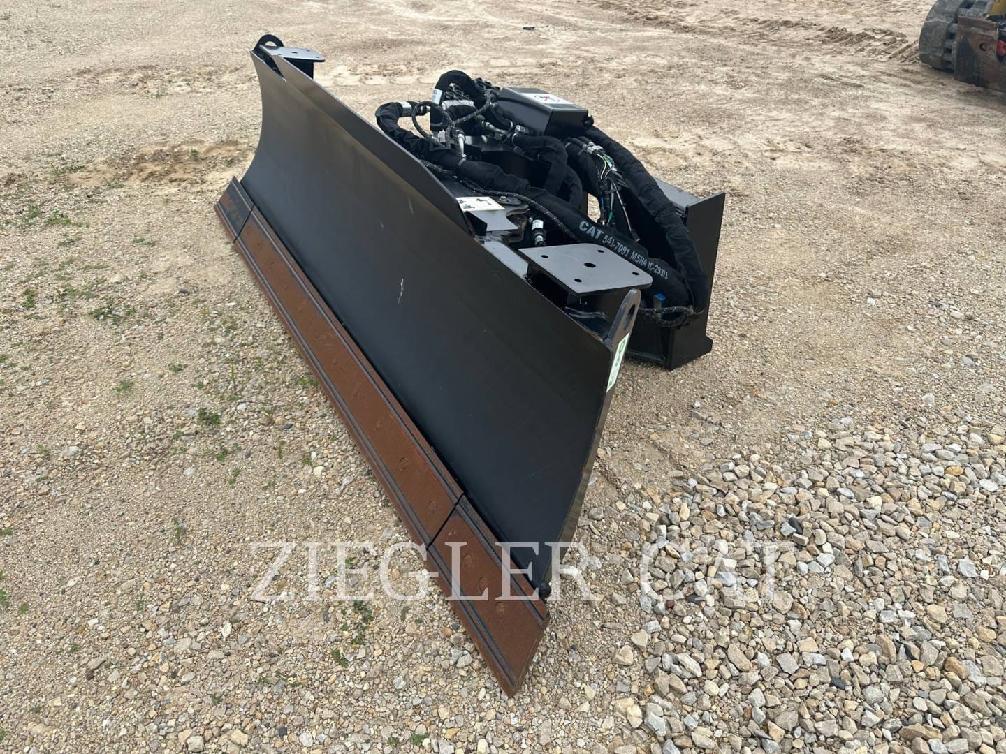 Main image Caterpillar Front Blade