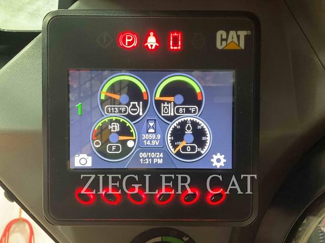 Image of Caterpillar 257D3 equipment image 3