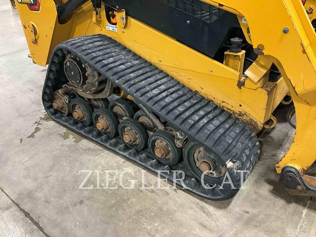 Image of Caterpillar 257D3 equipment image 2