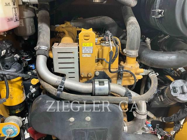 Image of Caterpillar 257D3 equipment image 1