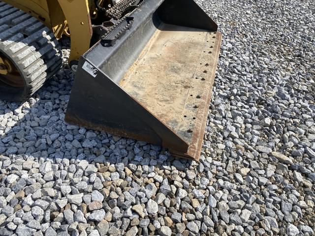 Image of Caterpillar 259D3 equipment image 4