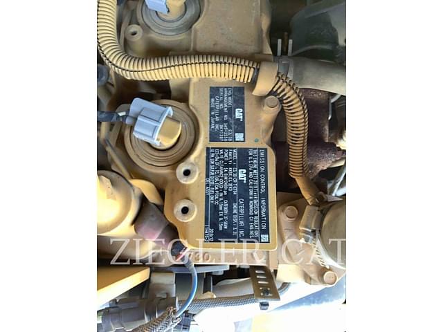 Image of Caterpillar 262D3 equipment image 4