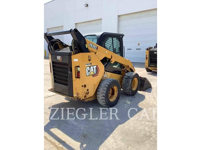 Image of Caterpillar 262D3 equipment image 4