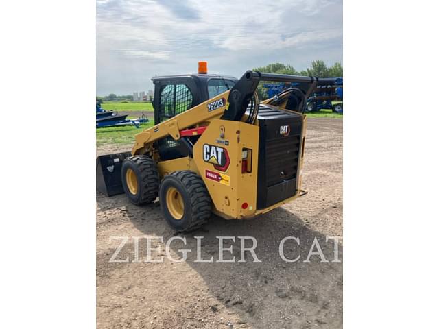 Image of Caterpillar 262D3 equipment image 4