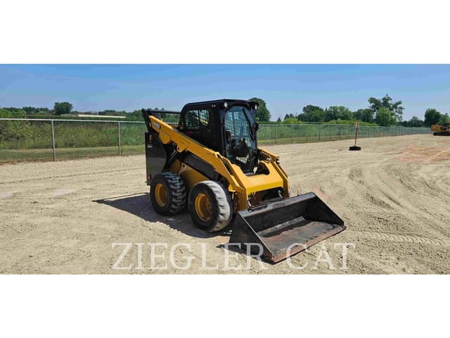 Image of Caterpillar 262D3 equipment image 1
