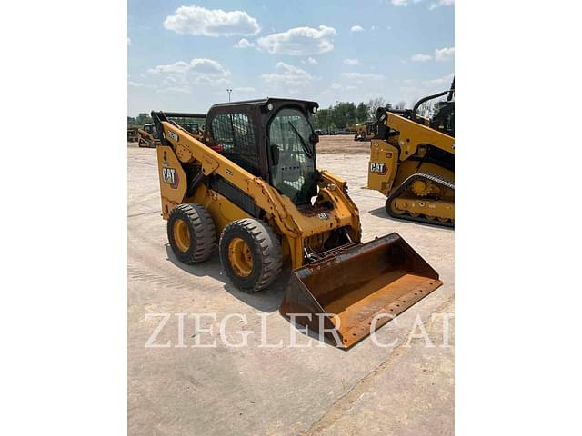 Image of Caterpillar 262D3 equipment image 3