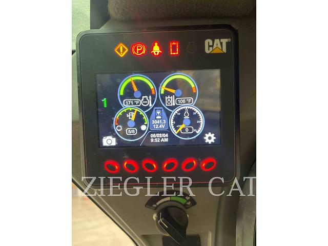 Image of Caterpillar 262D3 equipment image 4