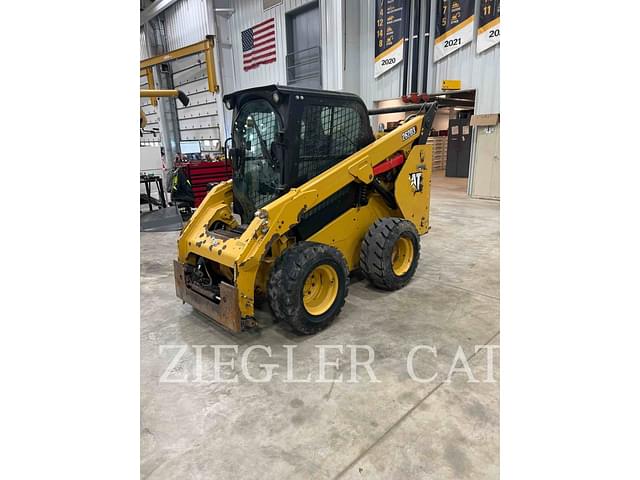 Image of Caterpillar 262D3 equipment image 4