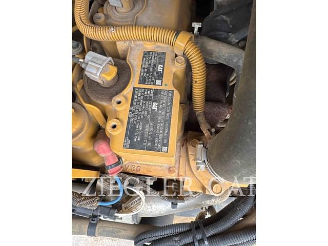 Image of Caterpillar 262D3 equipment image 2