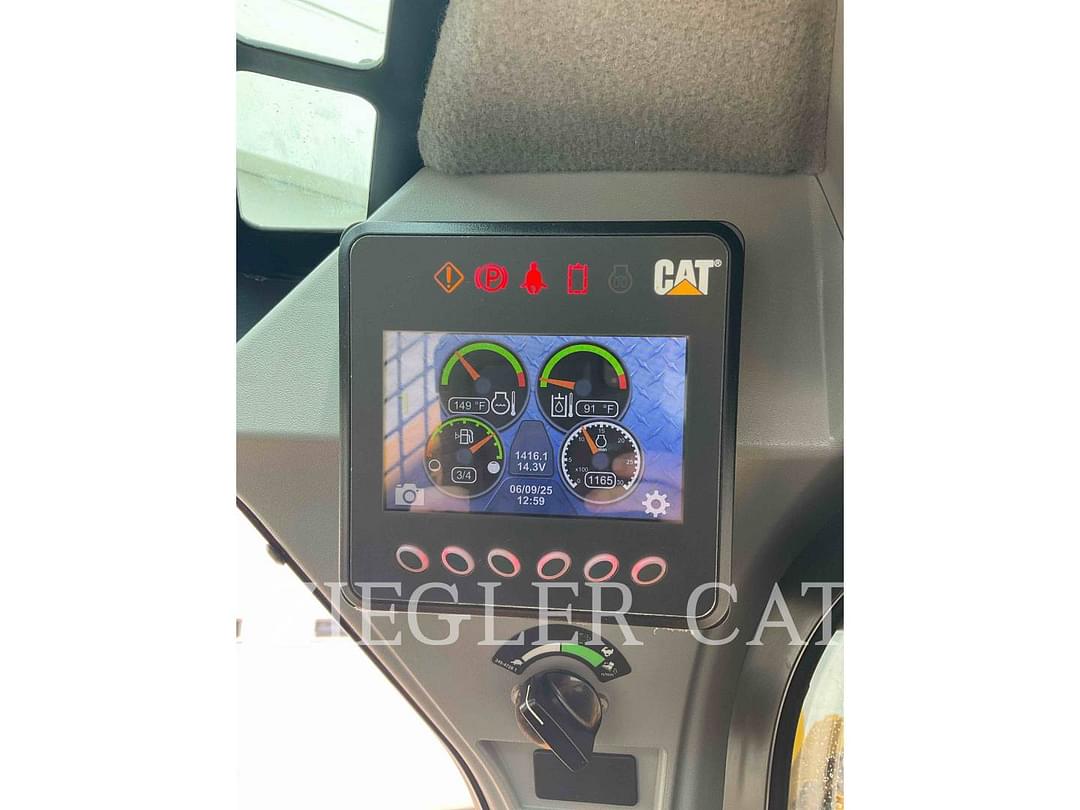 Image of Caterpillar 262D3 Primary image