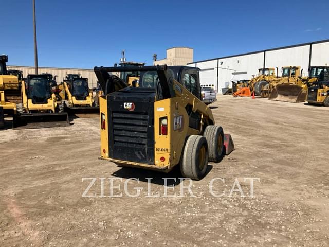 Image of Caterpillar 262D3 equipment image 2