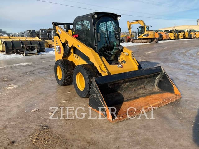 Image of Caterpillar 272D3 equipment image 1