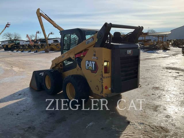 Image of Caterpillar 272D3 equipment image 3