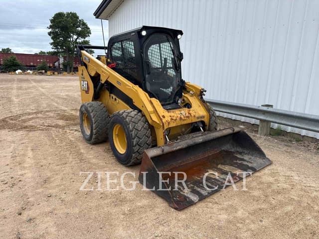 Image of Caterpillar 272D3XE equipment image 1