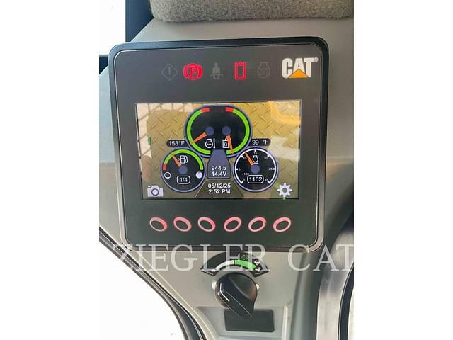 Image of Caterpillar 289D3 equipment image 2