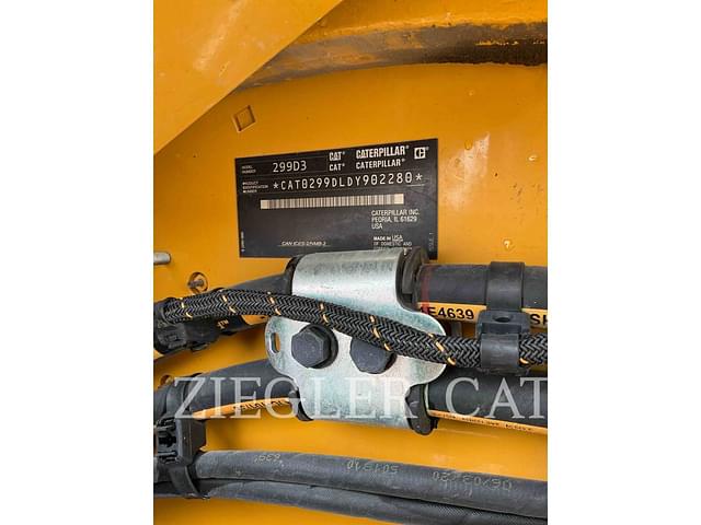 Image of Caterpillar 299D3 equipment image 2