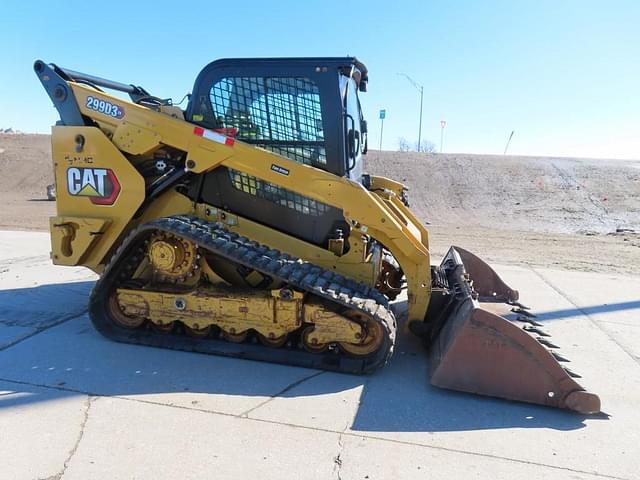 Image of Caterpillar 299D3XE equipment image 4