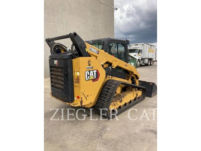 Image of Caterpillar 299D3XE equipment image 2