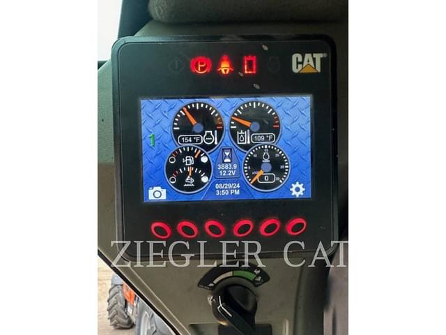 Image of Caterpillar 299D3XE equipment image 4