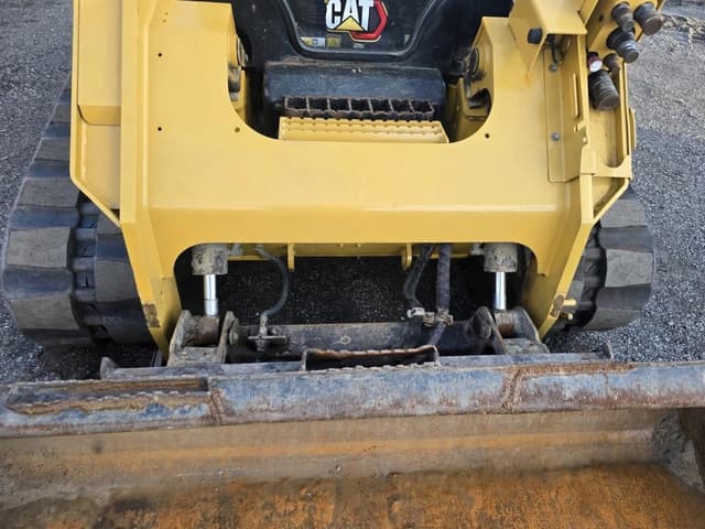 Image of Caterpillar 299D3XE equipment image 3