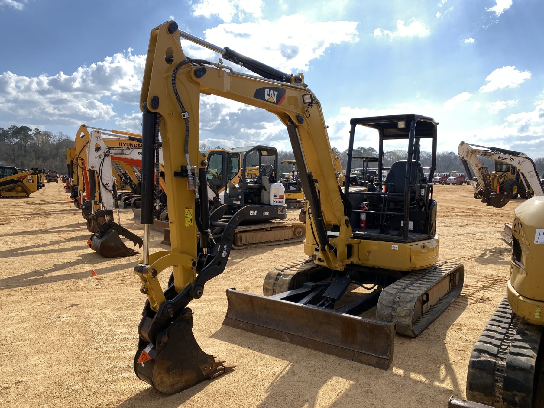 2020 Caterpillar 305E2 CR Equipment Image0