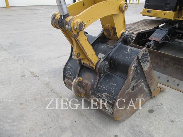 Image of Caterpillar 310 equipment image 2