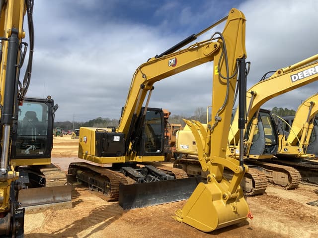 Image of Caterpillar 310 equipment image 3