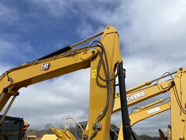 Image of Caterpillar 310 equipment image 4