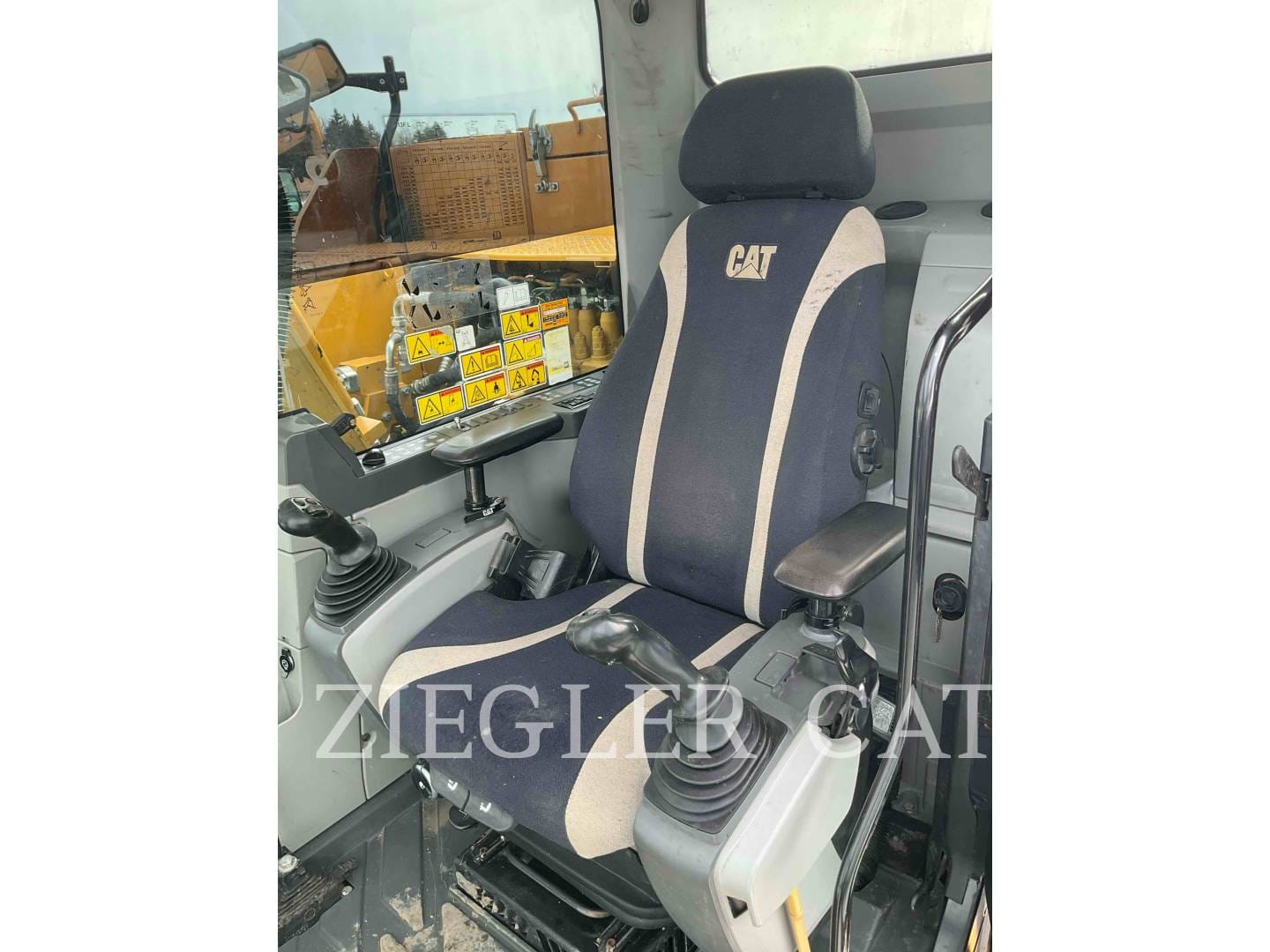 2020 Caterpillar 313F Equipment Image0