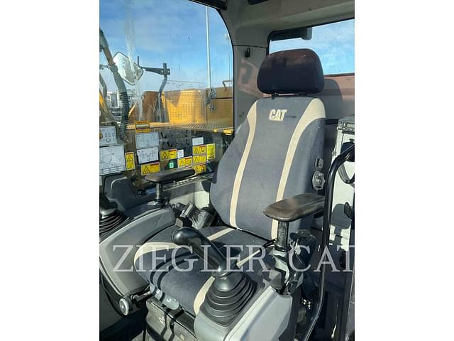 Image of Caterpillar 313F equipment image 2