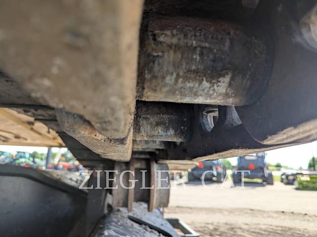Image of Caterpillar 330 equipment image 3