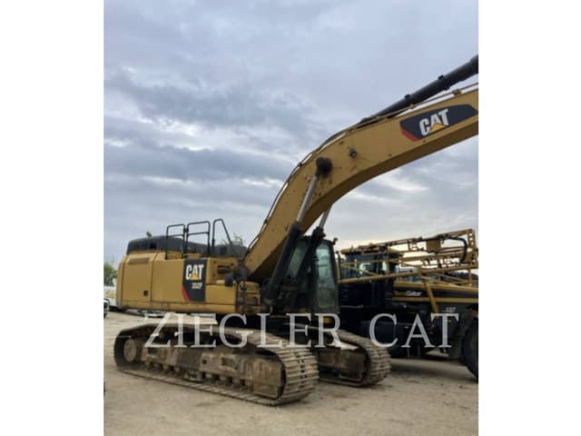 Image of Caterpillar 352F equipment image 1