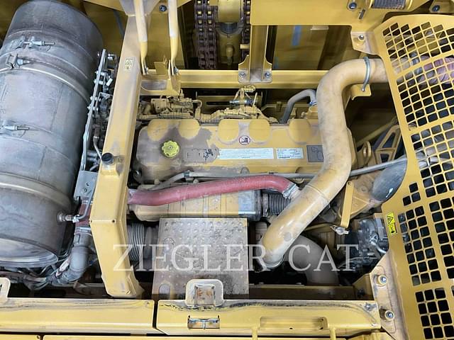 Image of Caterpillar 352F equipment image 1