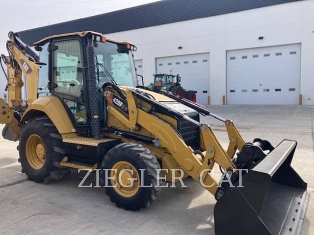 Image of Caterpillar 420F2 IT equipment image 1