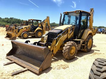 Main image Caterpillar 420F2