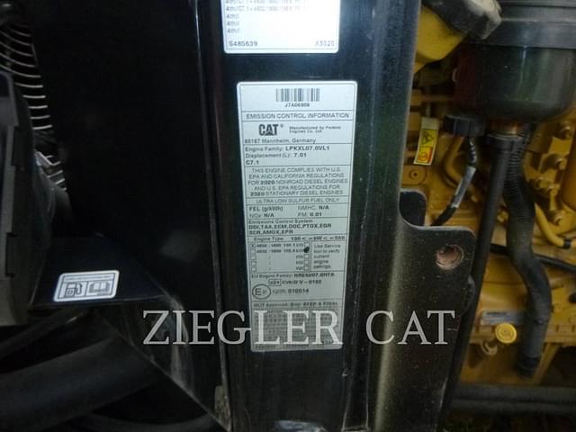 Image of Caterpillar 926M equipment image 2