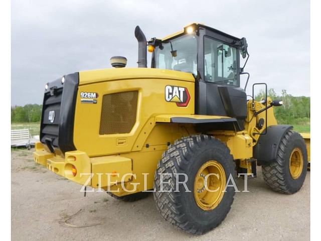 Image of Caterpillar 926M equipment image 4