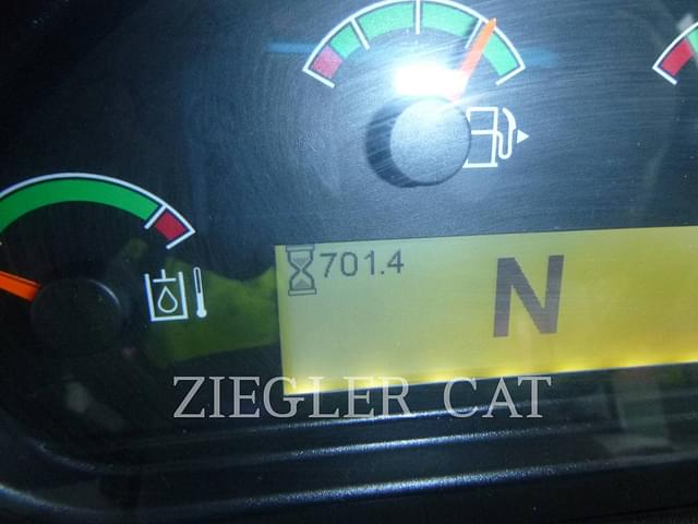 Image of Caterpillar 926M equipment image 4