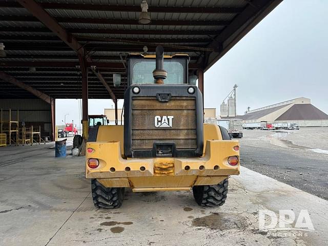 Image of Caterpillar 938M equipment image 3