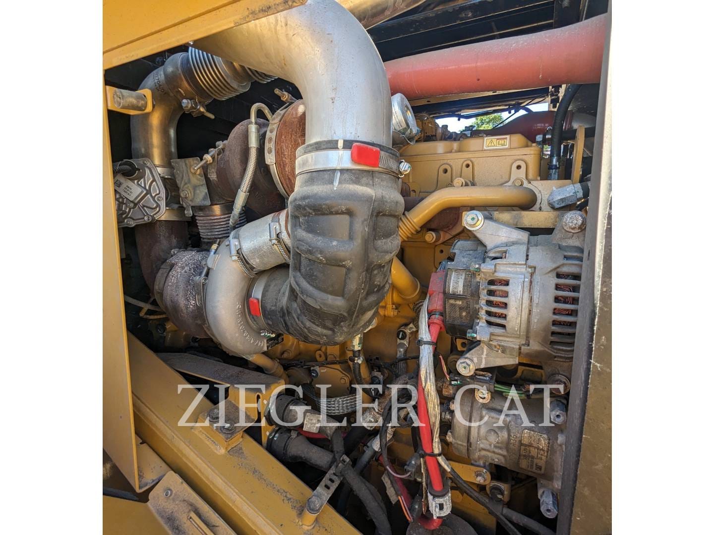 2020 Caterpillar 950M Equipment Image0