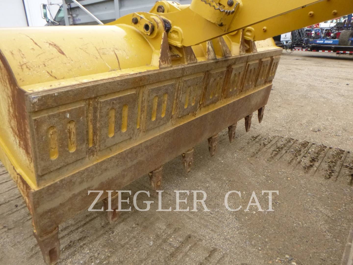 Main image Caterpillar 953K