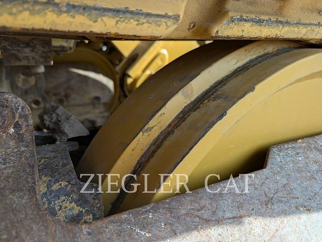 Image of Caterpillar 963K equipment image 1