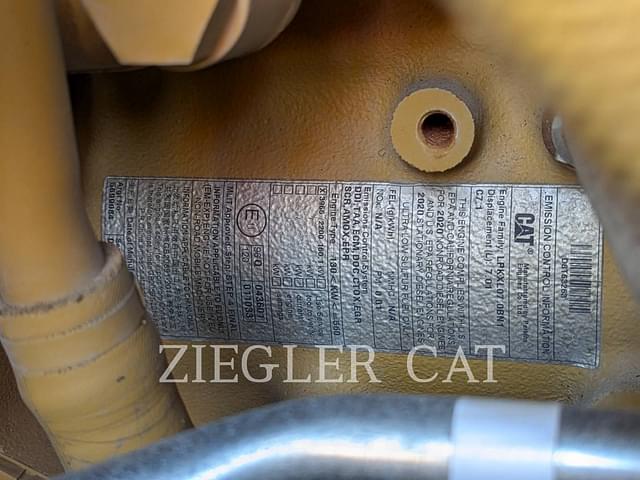 Image of Caterpillar 963K equipment image 4