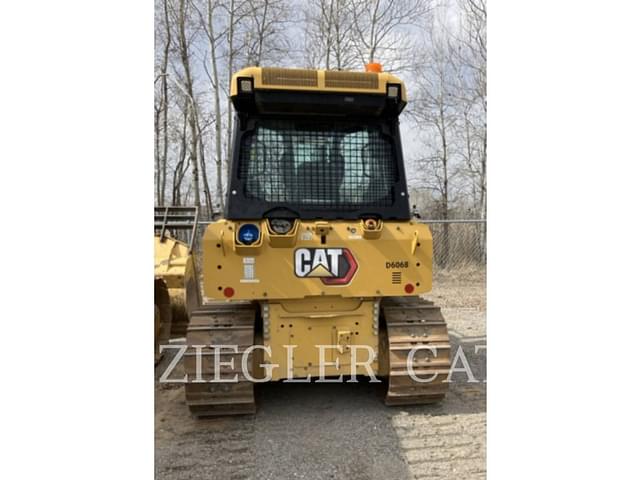 Image of Caterpillar D3 equipment image 4