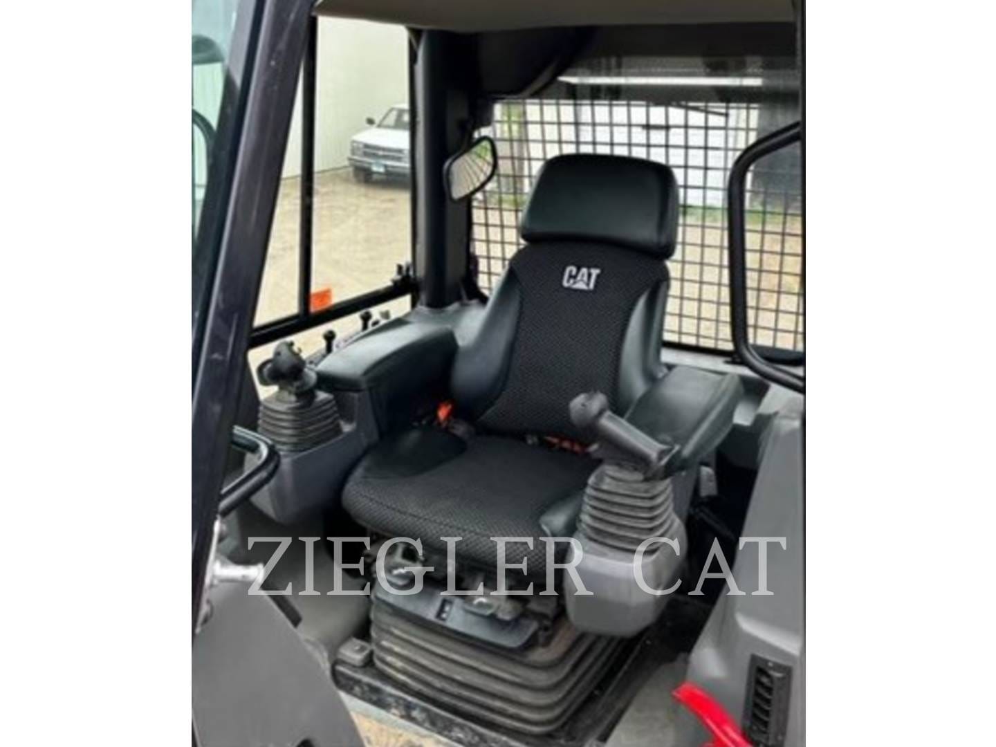 2020 Caterpillar D3 Equipment Image0