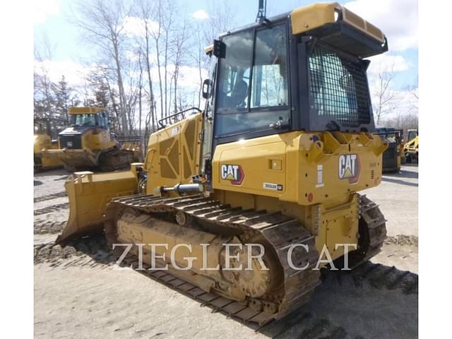 Image of Caterpillar D3 equipment image 1